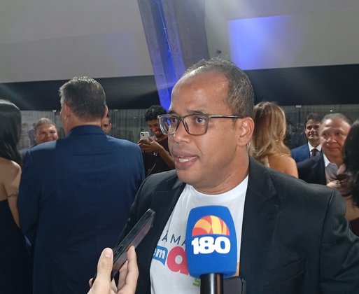 Enzo Samuel