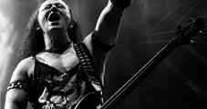 Cronos, vocalista e baixista da banda Venom, morre aos 63 anos