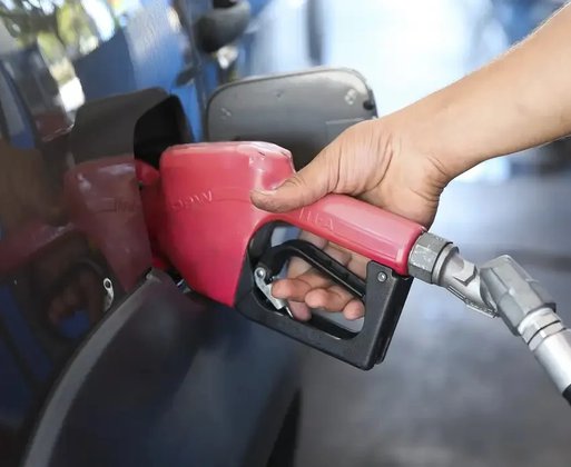 ICMS sobre gasolina, diesel e gás de cozinha terá reajuste em fevereiro de 2027