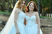 Mari Fernandez e Júlia Ribeiro celebram 1 ano de casadas dias após chegada da 1ª filha