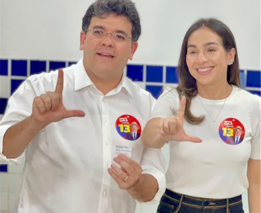 Rafael Fonteles vota em Teresina e projeta até 80% dos votos para Lula no Piauí