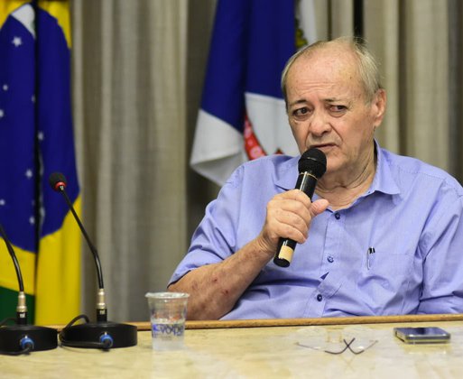 Silvio Mendes reajusta subsídio do transporte público e anuncia fiscalização em Teresina