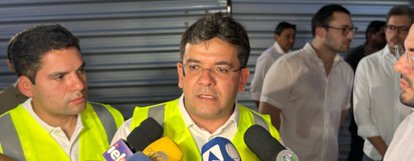 Governador Rafael Fonteles entrega asfaltamento Zona Leste
