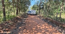 Homem é encontrado morto com mãos e pés amarrados em VG