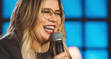Empresária publica foto inédita de Marília Mendonça e se declara no aniversário da cantora