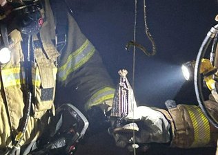 RS: imagem de Nossa Senhora Aparecida é achada intacta apos incêndio
