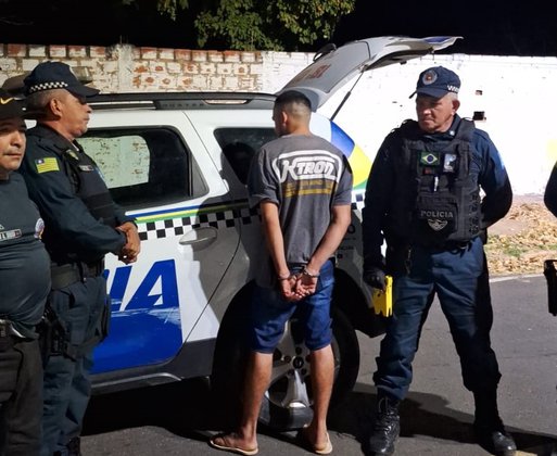 Jovem de 21 anos morre após ser esfaqueado em Barro Duro; suspeito é preso
