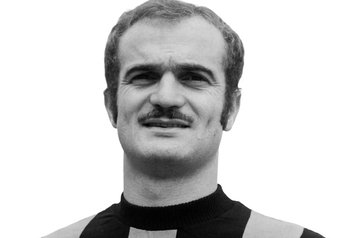 Morre Sandro Mazzola, ídolo da Inter de Milão e da seleção italiana, aos 83 anos